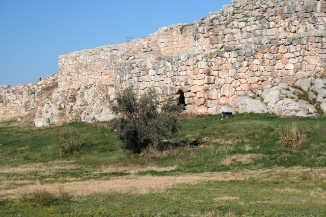 Tiryns - The Western defences of the lower acropolis